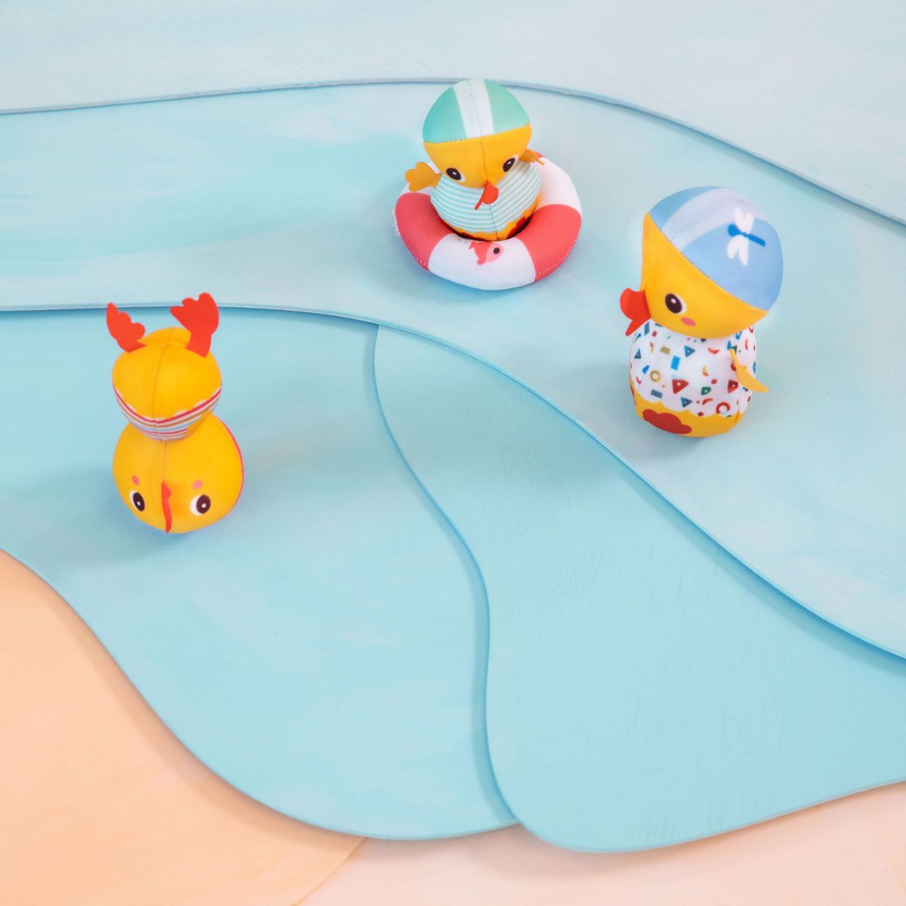 Tres Patos en el Agua