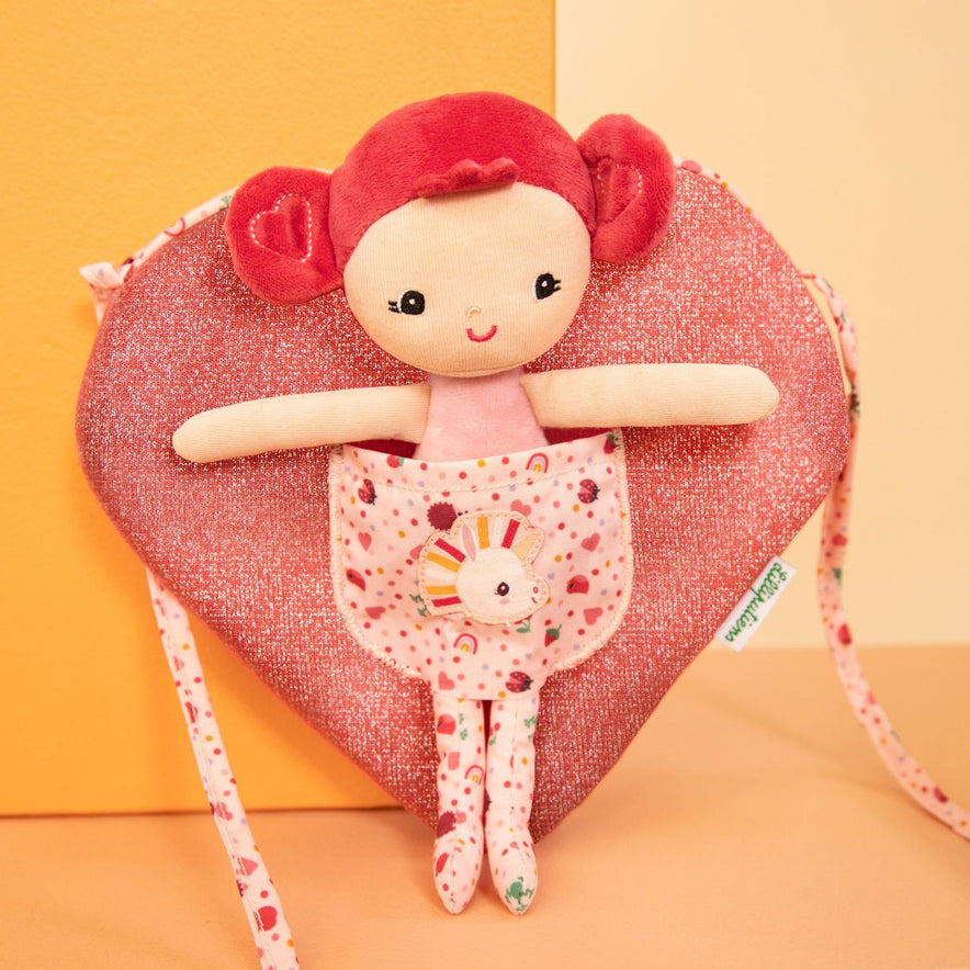 Muñeca Aline con Bolsa Corazón
