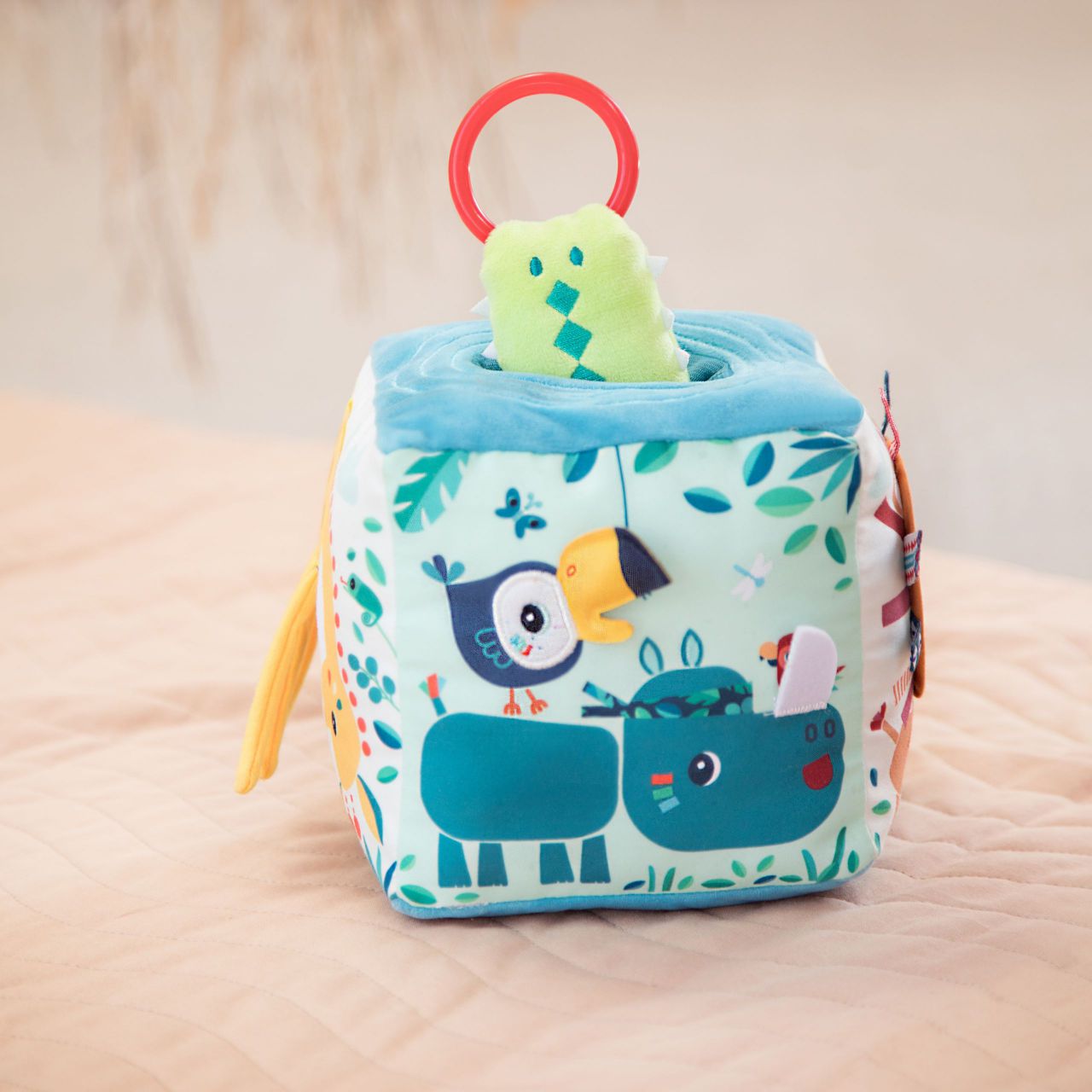 CUBO DE ACTIVIDADES CON SONIDOS DE LA JUNGLA