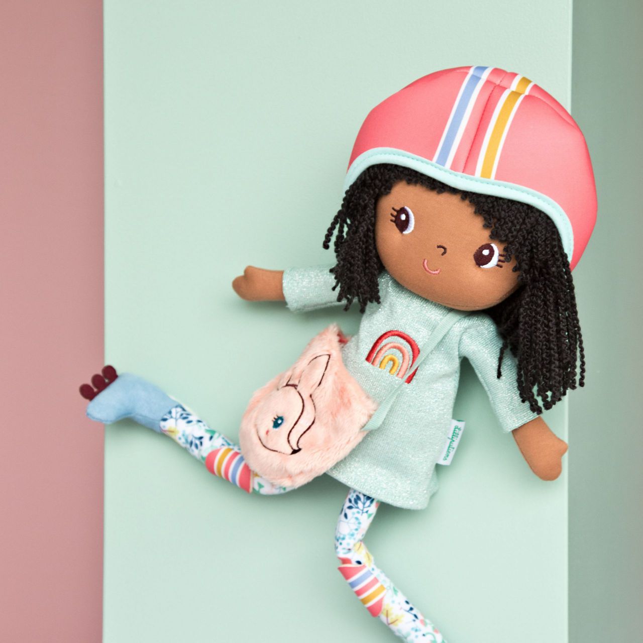 LIZA MUÑECA PATINADORA