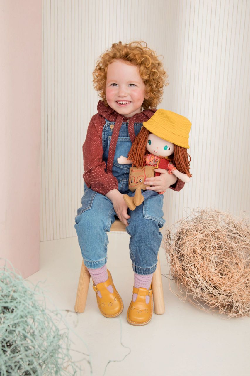 LEA MUNECA DE LA NATURALEZA