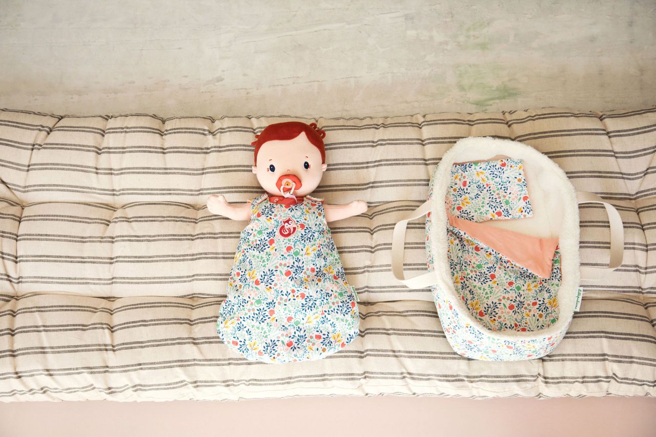 FLOWERS CAPAZO PARA MUÑECA