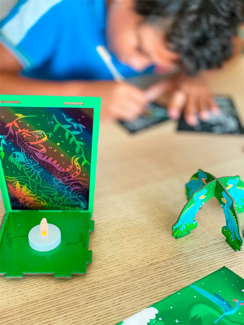 Set Crea un Farol Dinos